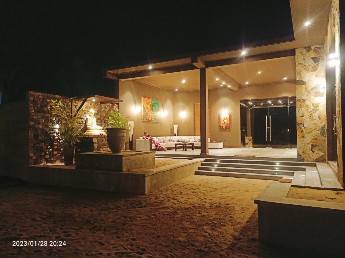 Blue Waves Kite Surfing Beach Resort Kalpitiya Exterior foto