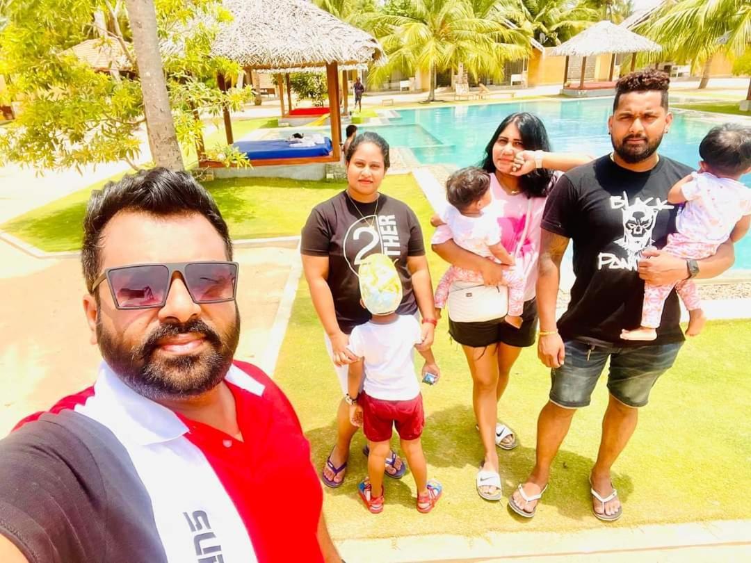Blue Waves Kite Surfing Beach Resort Kalpitiya Exterior foto